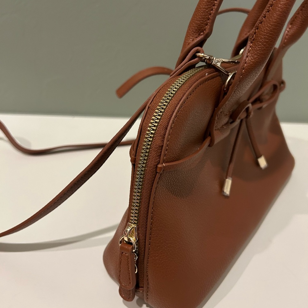 LC Lauren Conrad Tan Crossbody Bag - Picture 2 of 6